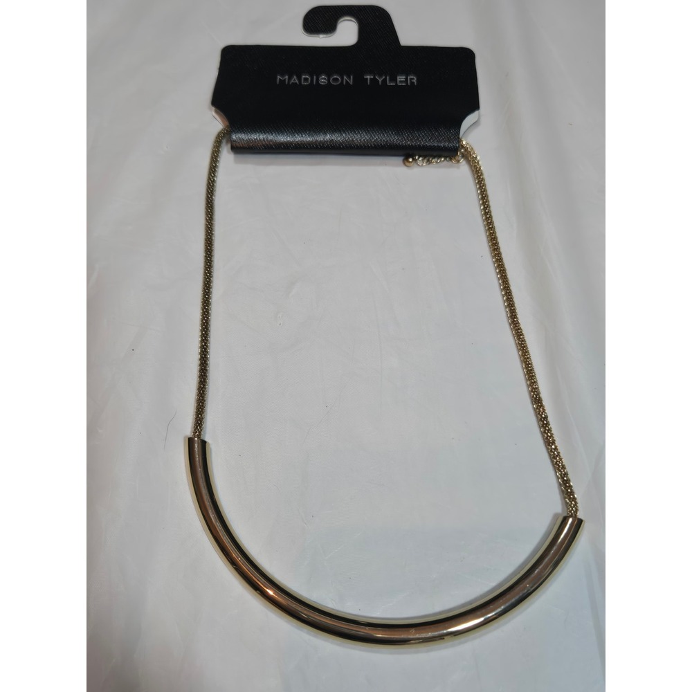 Madison Tyler Gold Tone Curved Bar Pendant Popcorn Chain Necklace 339612NG